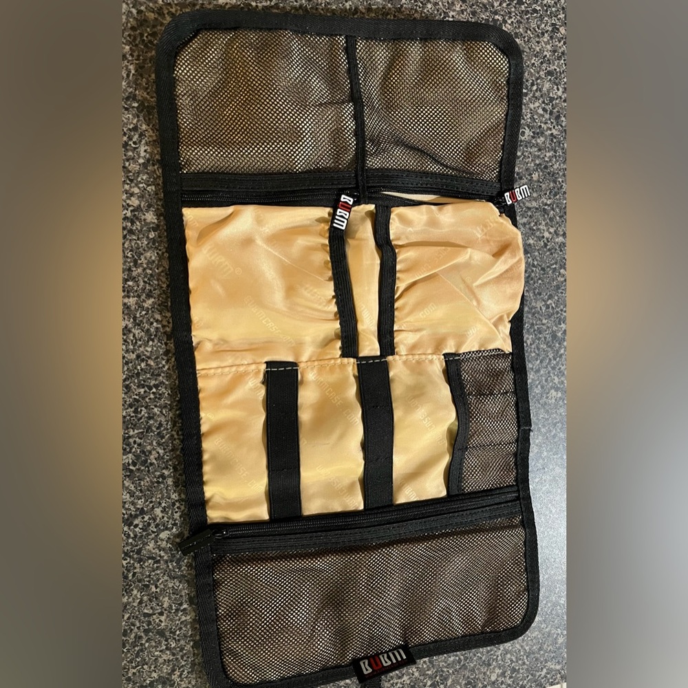 Bubm Electronic Cellphone Travel Organizer Lightweight Compact Trifold Navy
